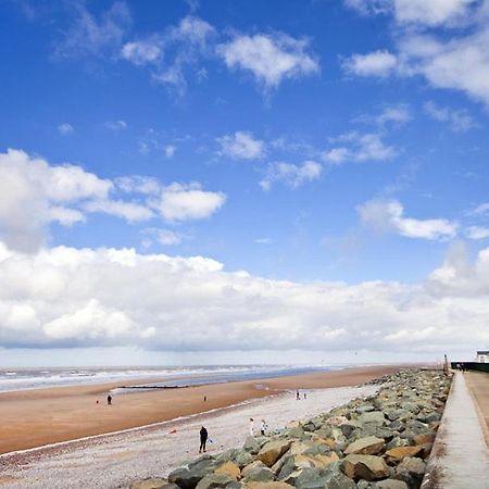 Golden Sands Holiday Park Kinmel Bay ภายนอก รูปภาพ